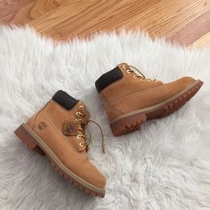 Timberland waterproof boots youth NWOT
